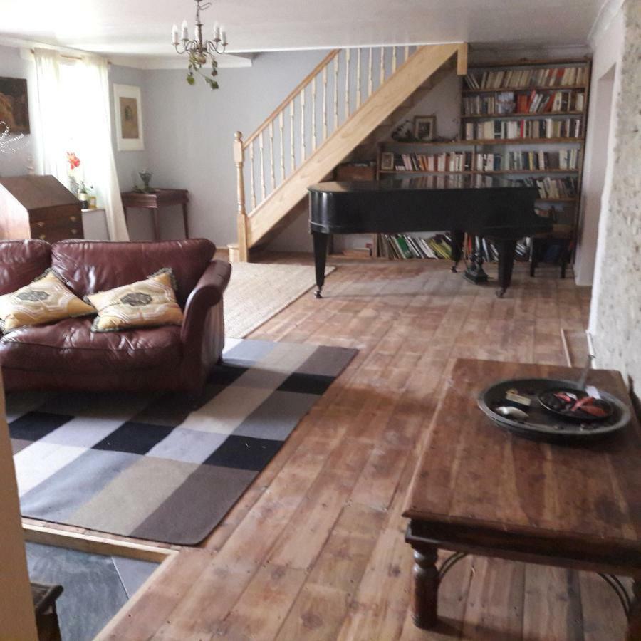 Gernos Farmhouse Llandysul Eksteriør billede